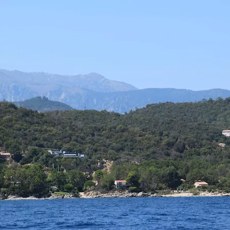 Superbe Villa, Incroyable Vue Mer, Avec Piscine Privative A Solenzara Sari-Solenzara